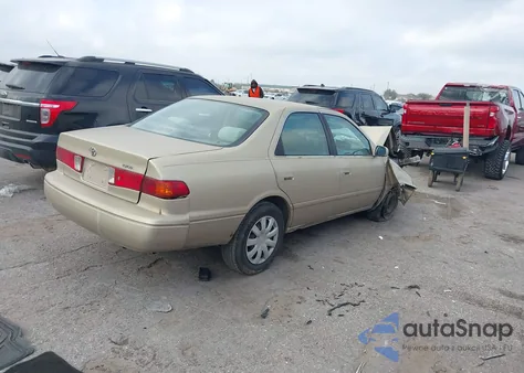 2000 Toyota Camry Le z USA, uszkodzony, nr VIN JT2BG22K0Y0472931
